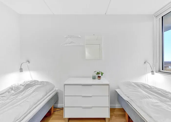 Two-bedroom In アパート リンケビング